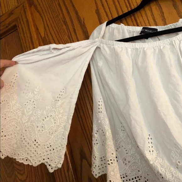 Top - Picture 2 of 3